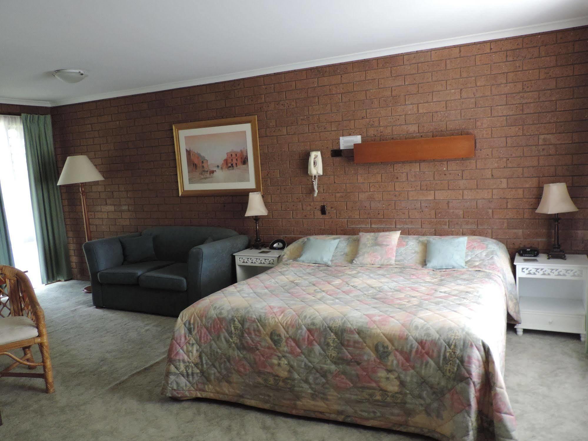 Greenacres Motel Corowa Exterior photo